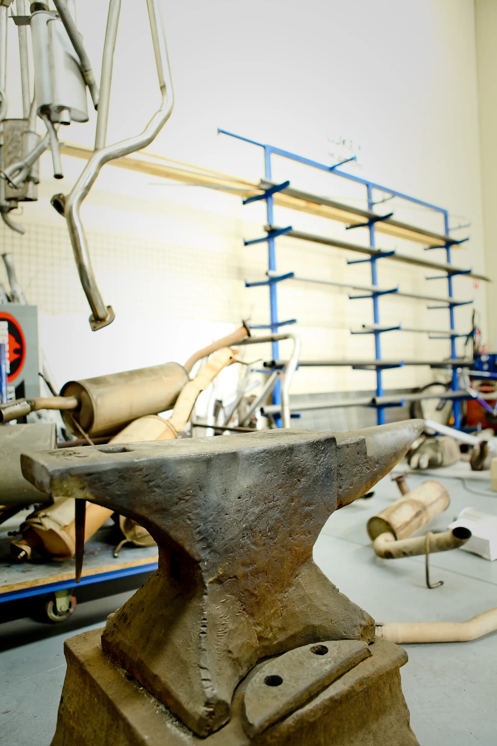 Exhaust parts and fabrication equipment